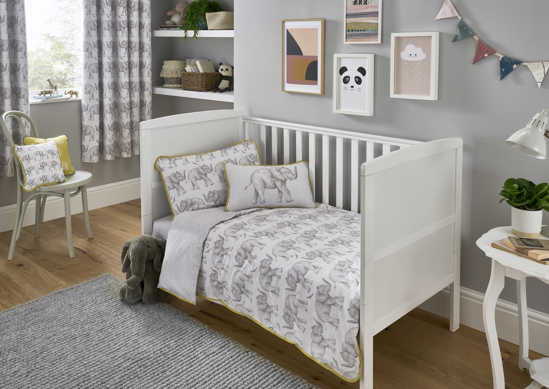 Kids Bedding — Little_knightleys_cot_v2.jpeg